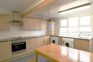 Photo 32- click for photo gallery